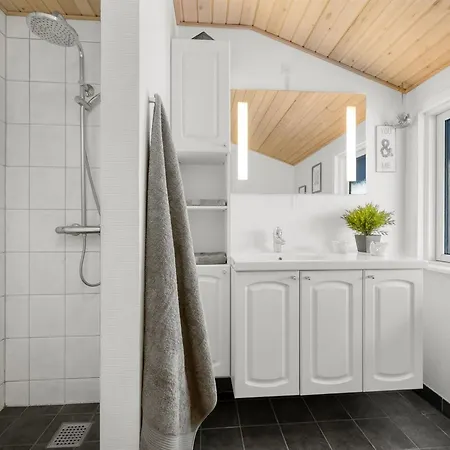 Holiday Eilert - 3-9km From The Sea In Western Jutland By Interhome Feriehus