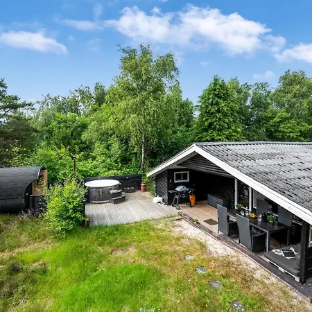 Holiday Eilert - 3-9km From The Sea In Western Jutland By Interhome Feriehus Blåvand